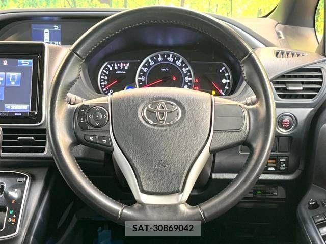 Toyota VOXY 2015-03 321433-12