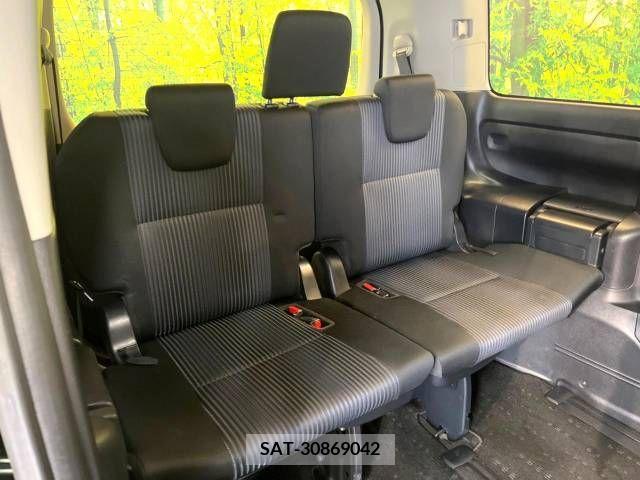 Toyota VOXY 2015-03 321433-10