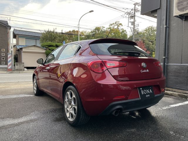 ALFA ROMEO GIULIETTA 2013-11 181706-9