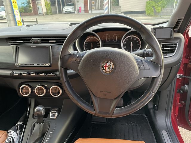 ALFA ROMEO GIULIETTA 2013-11 181706-10