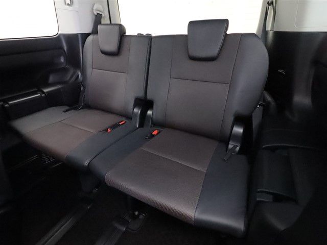 Toyota ESQUIRE 2015-09 11034-7
