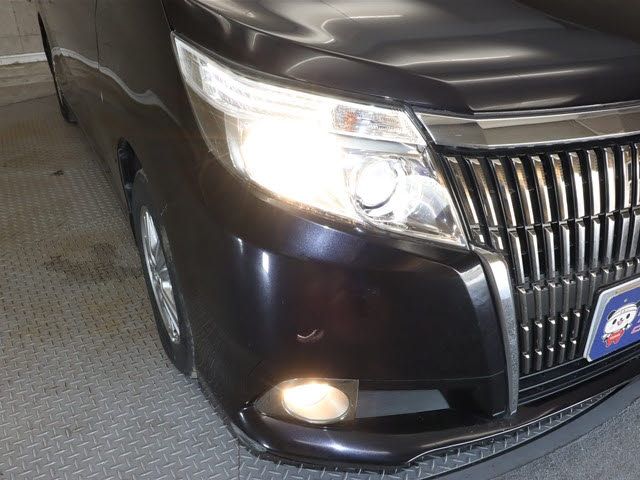 Toyota ESQUIRE 2015-09 11034-18