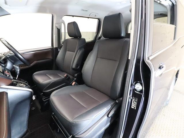 Toyota ESQUIRE 2015-09 11034-5