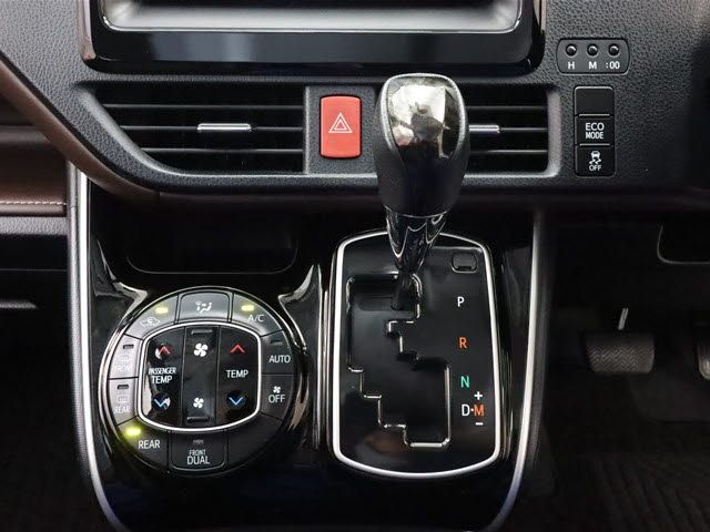 Toyota ESQUIRE 2015-09 11034-11