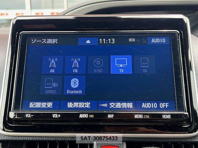 Toyota VOXY 2021-03 289429-4