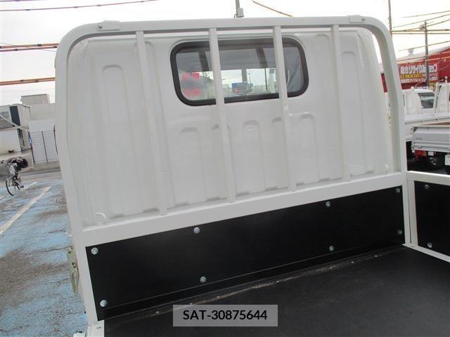 Mitsubishi CANTER 2023-12 205872-7