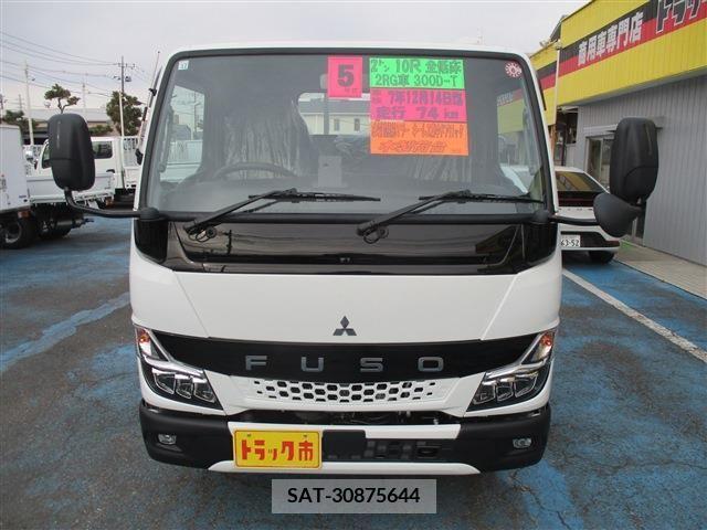 Mitsubishi CANTER 2023-12 205872-1