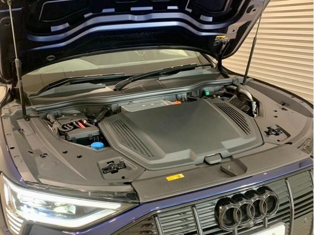 Audi E-TRON 2022-07 16800-23