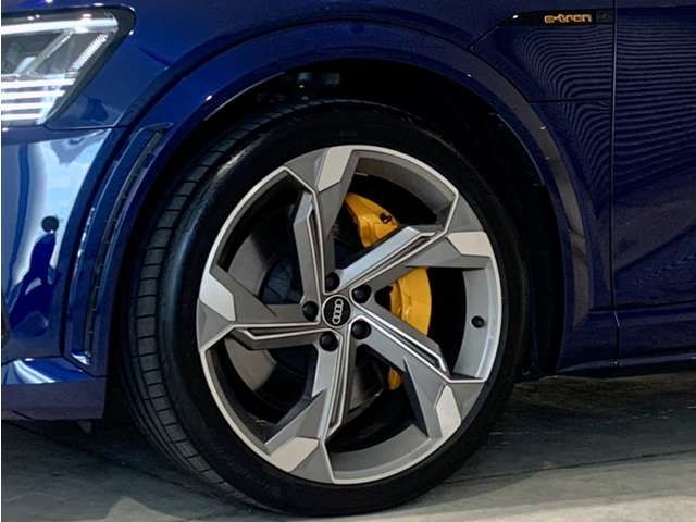Audi E-TRON 2022-07 16800-8