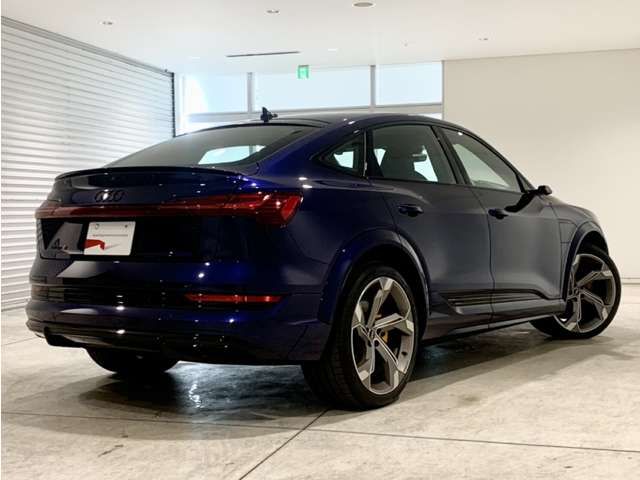 Audi E-TRON 2022-07 16800-1