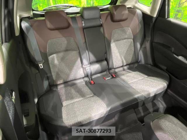 Nissan AURA 2023-06 212387-9