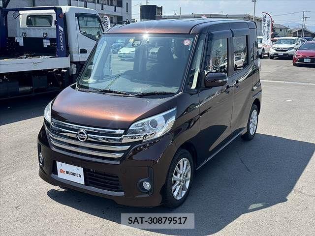 Nissan ROOX 2015-08 323782-8