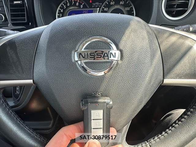Nissan ROOX 2015-08 323782-5