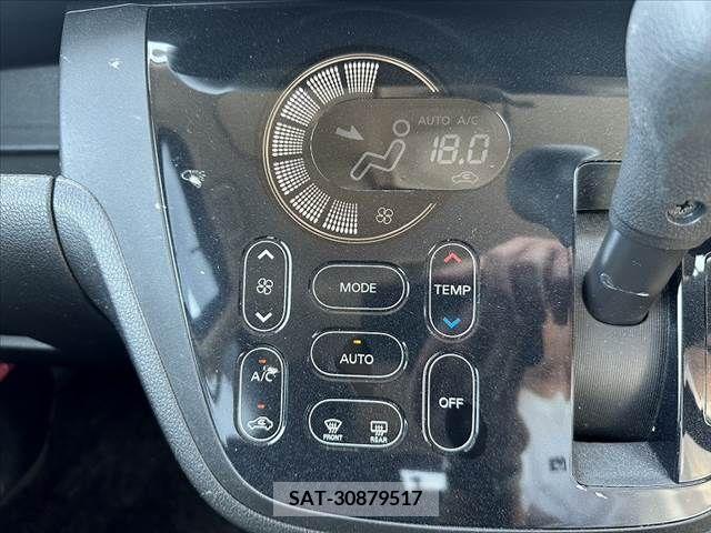 Nissan ROOX 2015-08 323782-2