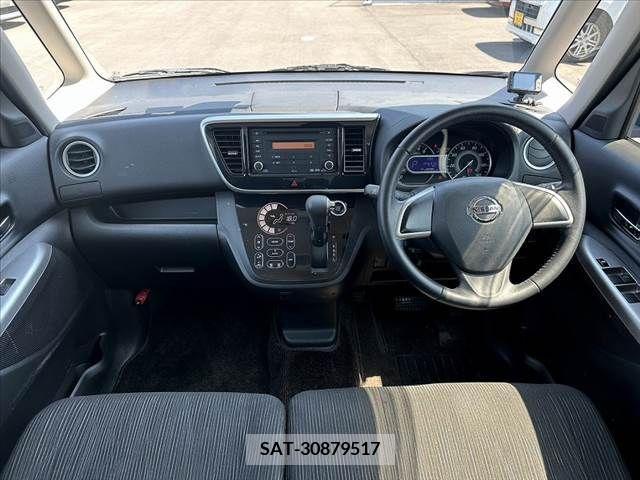 Nissan ROOX 2015-08 323782-1