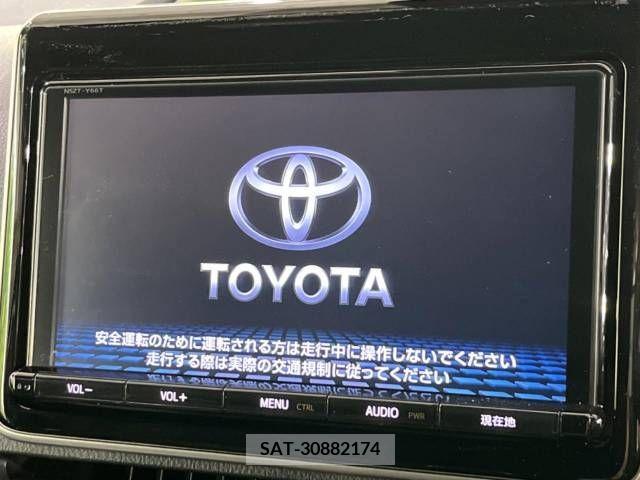 Toyota VOXY 2018-03 205876-2
