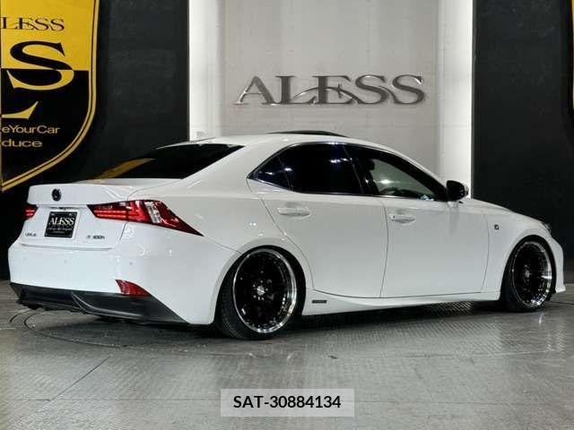 Lexus IS 2013-08 354124-2