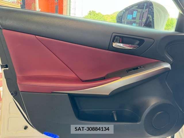 Lexus IS 2013-08 354124-13