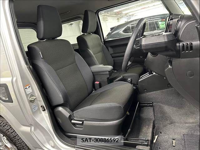 Suzuki JIMNY 2019-08 377868-7