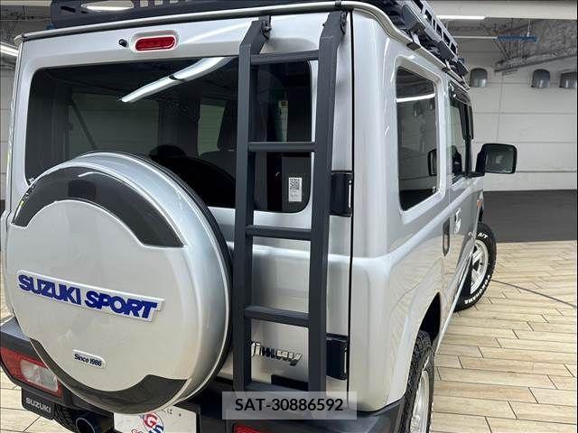 Suzuki JIMNY 2019-08 377868-5