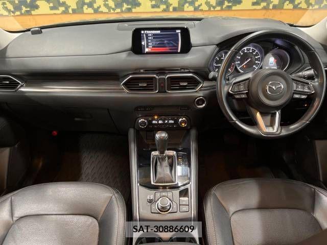 Mazda CX-5 2017-09 358654-1