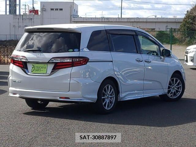 Honda ODYSSEY 2018-04 252854-1