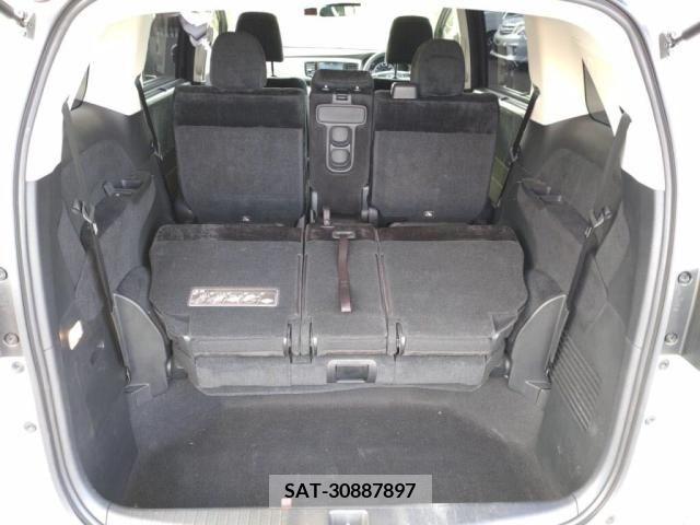 Honda ODYSSEY 2018-04 252854-25
