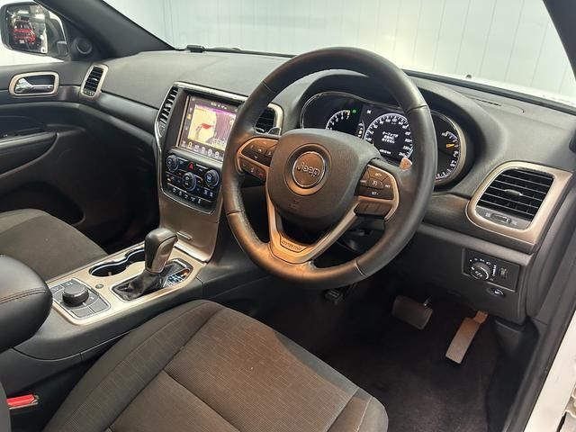 Jeep GRAND CHEROKEE 2017-03 13516-1