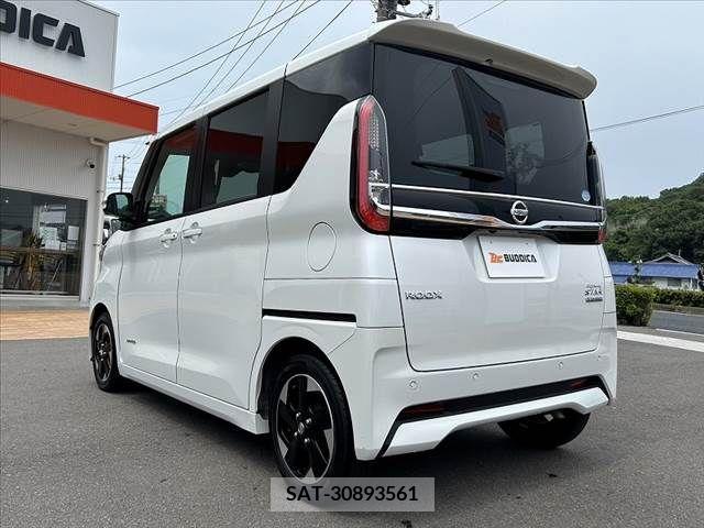 Nissan ROOX 2022-06 388494-12