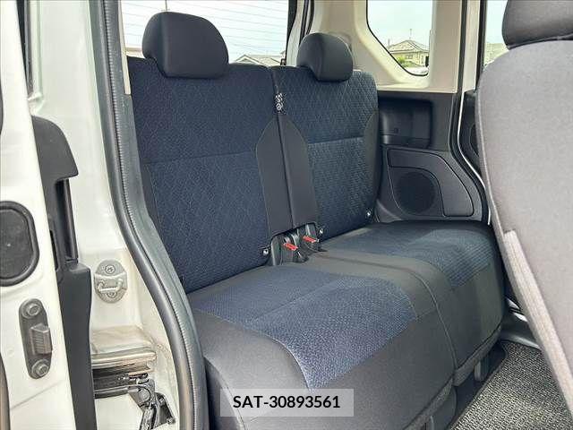 Nissan ROOX 2022-06 388494-18