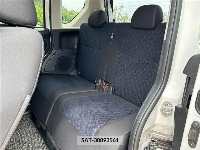 Nissan ROOX 2022-06 388494-17