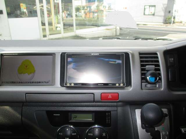 Toyota HIACE WAGON 2013-10 193709-12