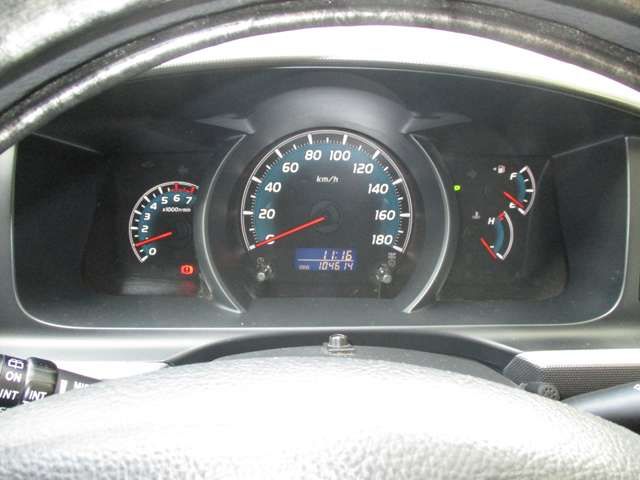 Toyota HIACE WAGON 2013-10 193709-14