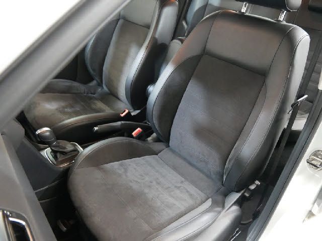 VolksWagen POLO 2016-11 24781-3