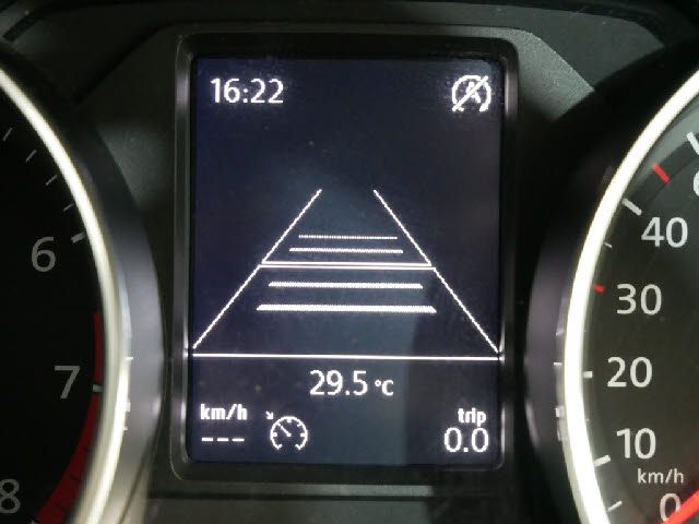 VolksWagen POLO 2016-11 24781-5