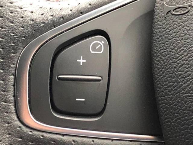 Renault LUTECIA 2019-12 186025-3