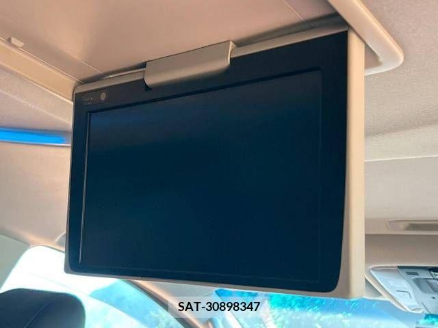 Toyota ALPHARD 2022-10 281029-2