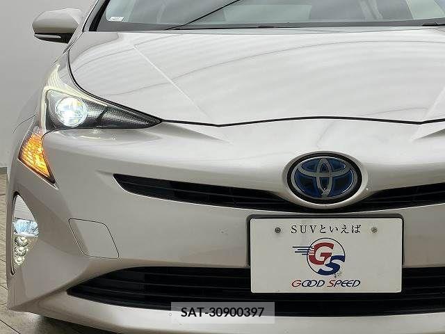 Toyota PRIUS 2016-05 222684-11