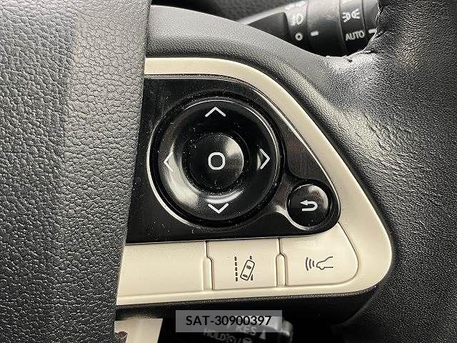 Toyota PRIUS 2016-05 222684-6