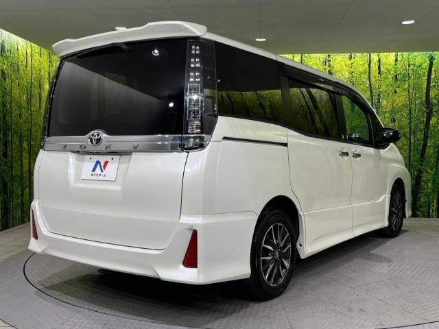 Toyota VOXY 2014-12 184659-17