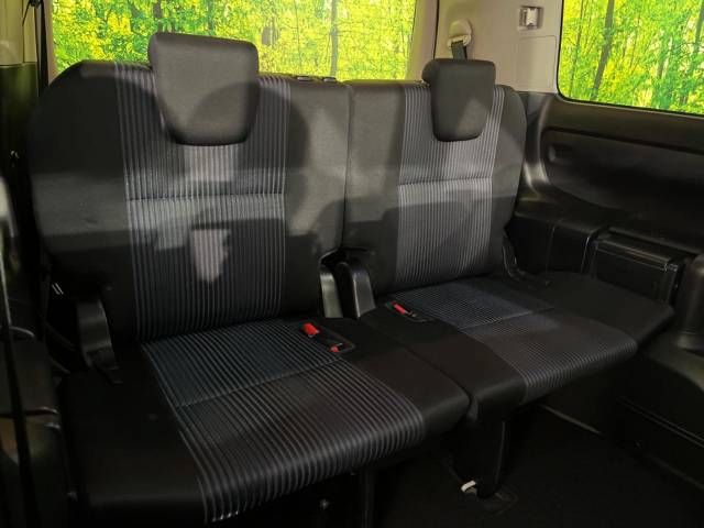 Toyota VOXY 2014-12 184659-9