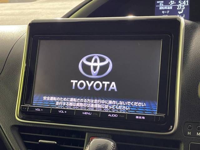 Toyota VOXY 2014-12 184659-2