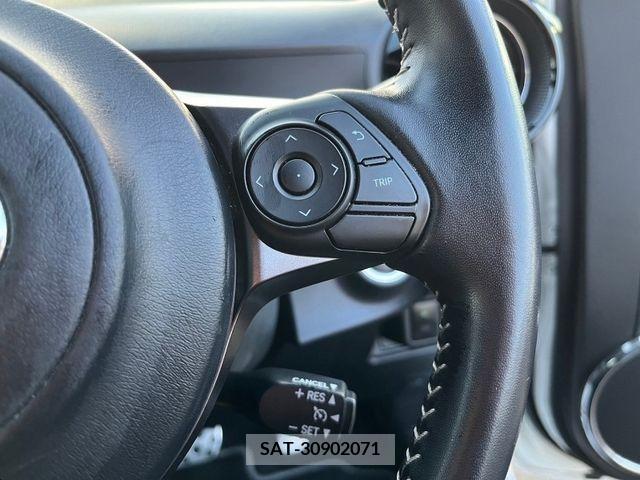 Toyota AQUA 2019-03 395688-17