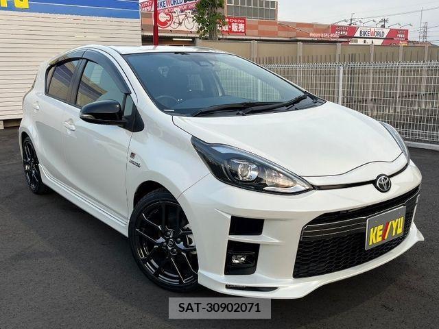 Toyota AQUA 2019-03 395688-3