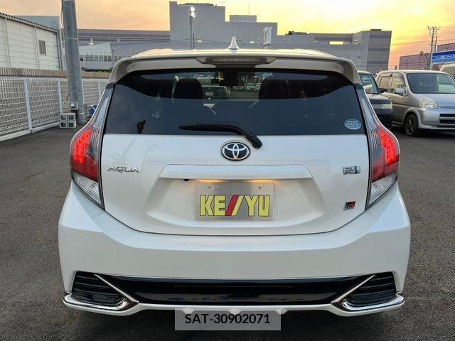 Toyota AQUA 2019-03 395688-5