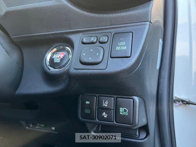 Toyota AQUA 2019-03 395688-18