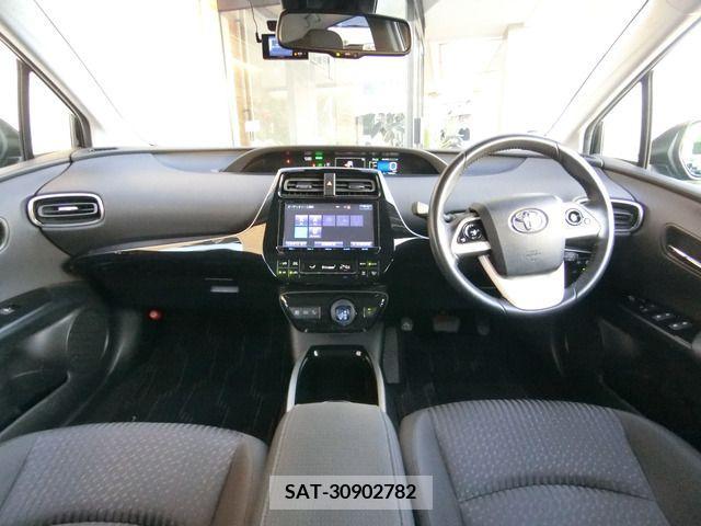 Toyota PRIUS 2016-12 281931-2