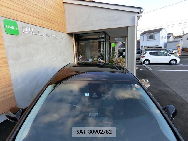 Toyota PRIUS 2016-12 281931-19