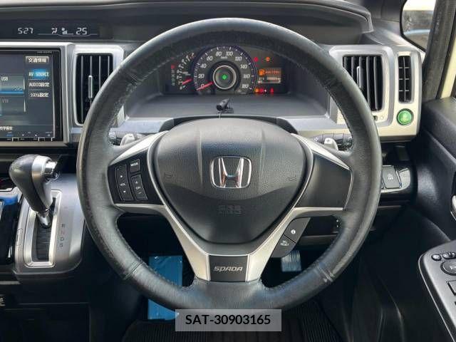 Honda e 2013-08 252829-11