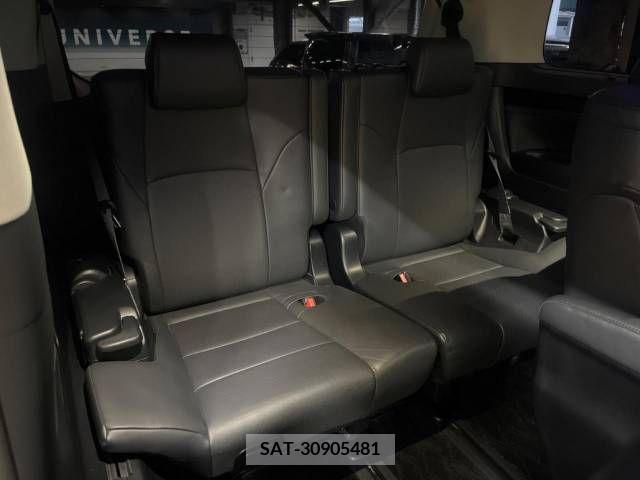 Toyota ALPHARD 2017-07 299394-11